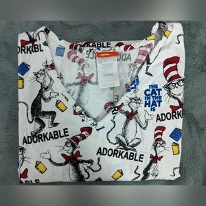 Dr Seuss XS Scrub Top